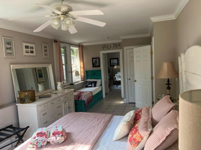 Josephine'S On The Bay Bed And Breakfast ハル エクステリア 写真