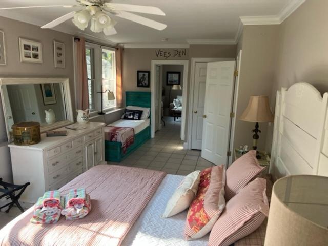 Josephine'S On The Bay Bed And Breakfast ハル エクステリア 写真